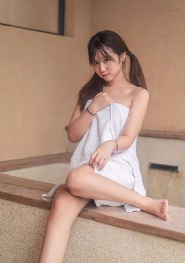没有穿内裤的女教师在线观看