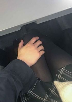 按摩房的女大学生们