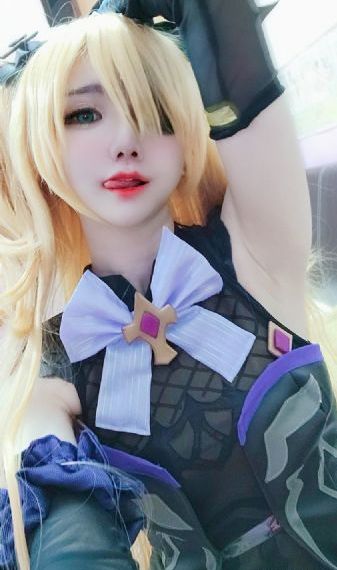 低俗喜剧